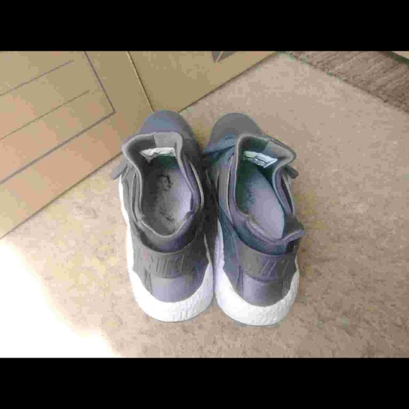 Nike Air Hurache - Picture 1 of 3